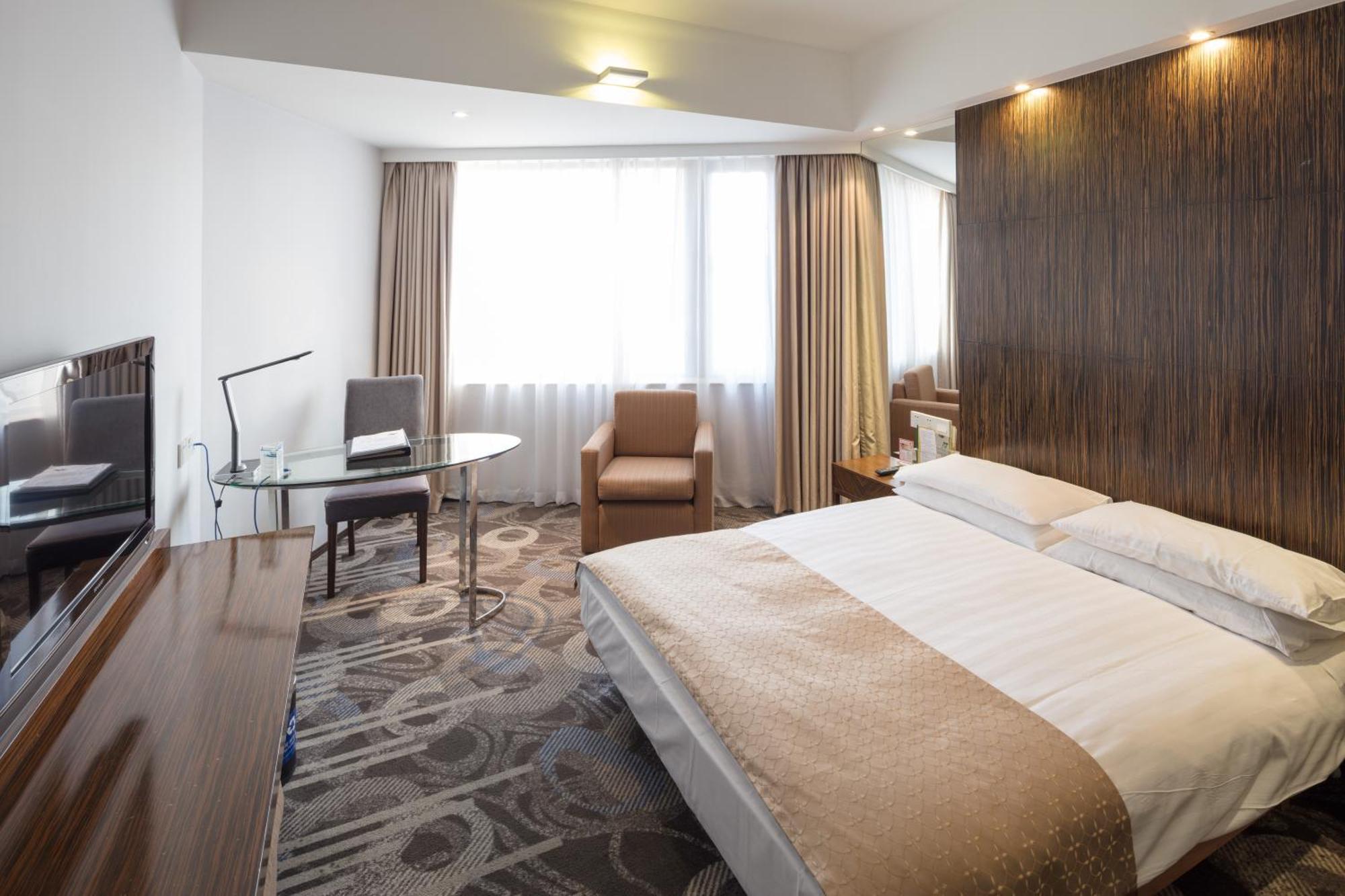 City Hotel Sanghaj Kültér fotó
